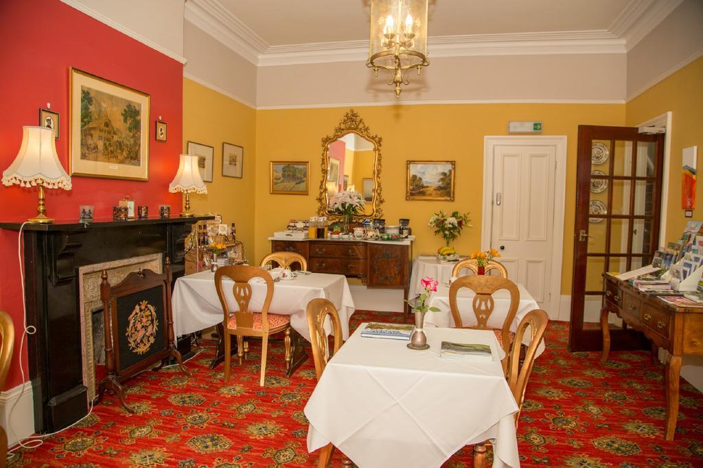 Southbank House Bed & Breakfast เฮริฟอร์ด ภายนอก รูปภาพ
