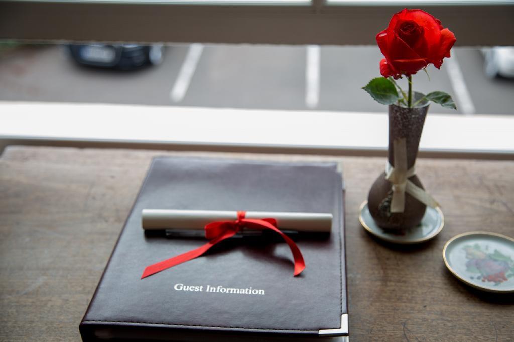 Southbank House Bed & Breakfast เฮริฟอร์ด ภายนอก รูปภาพ